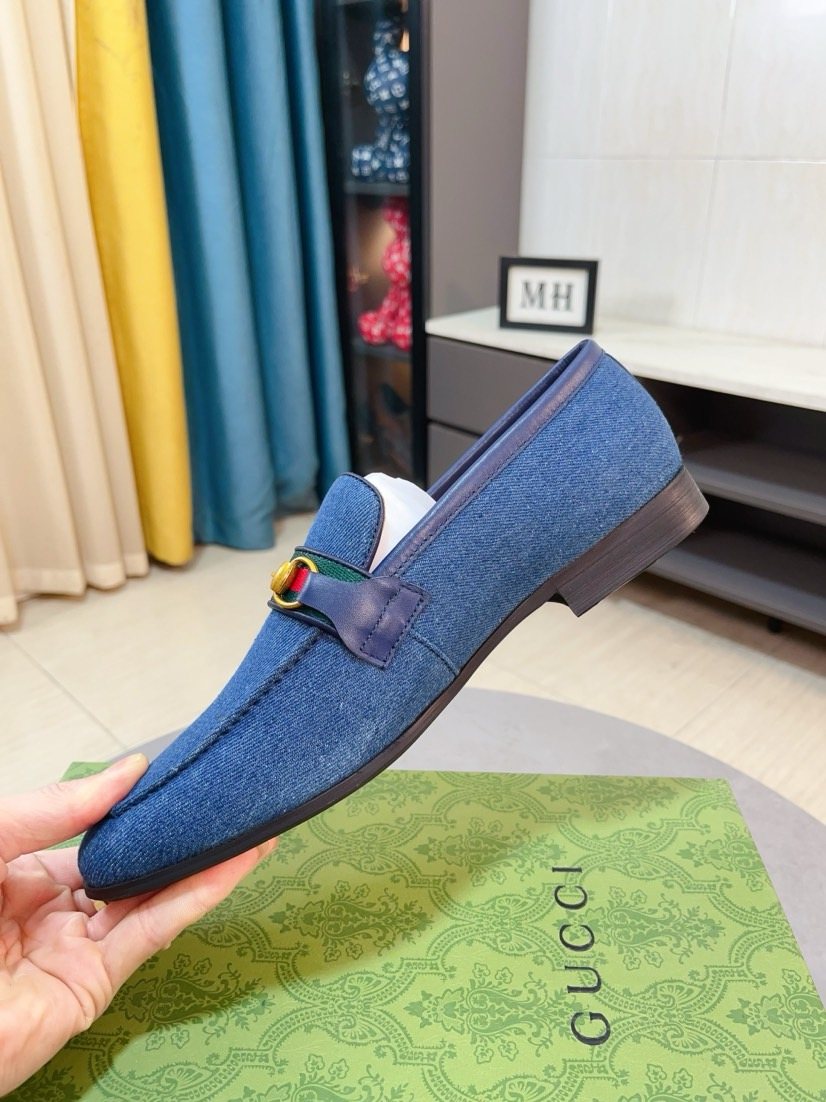 Gucci Horsebit Detail Loafers