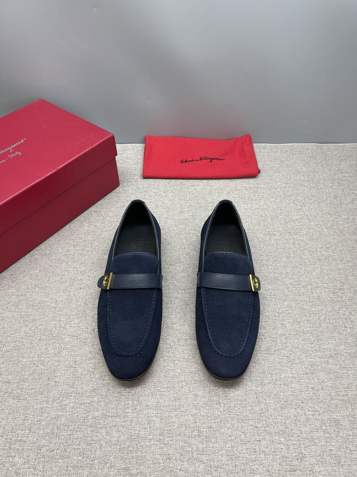 Ferragamo Men's Buckle Loafers - Almond Toe